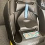 Maxi-cosi car seat and Iso-fix base Image 4