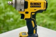 DeWALT Heavy Duty 18V XR Cordless Brushless Impact Wrench 1 /2 Inch Drive. The Best A Professional Can Get. Bank Holiday Sale!
