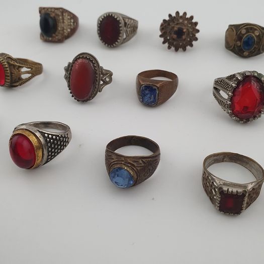 15 Antique Style Brass Rings Mixed Stone & Colourful Glass Accents