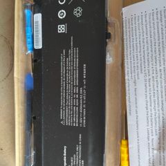 HP laptop battery SR03XL