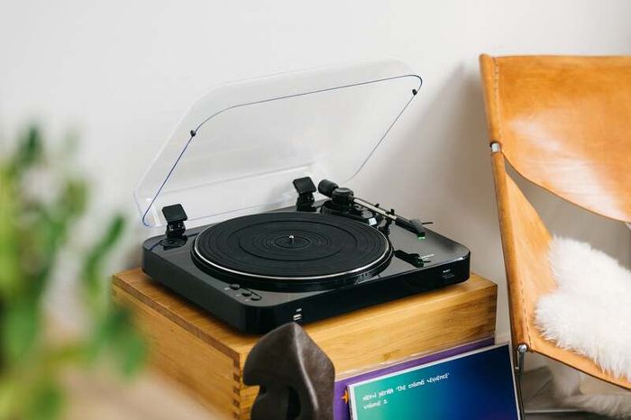 Turntable