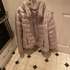 ladies jacket size 22