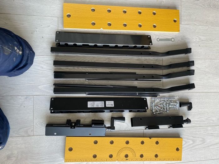 Folding work bench - cheap!