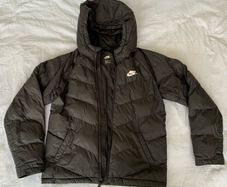 NIKE kids down filled puffer jacket