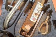 BMW mini tool kit &amp; jack