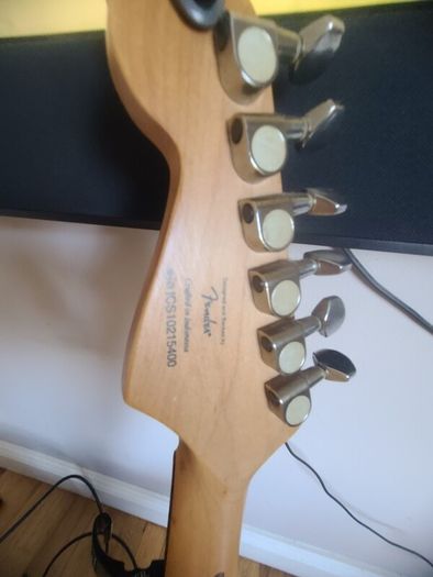 Fender Aquire electric guitar