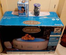 Lay-z-spa
