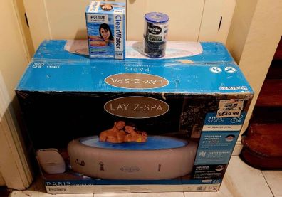Lay-z-spa