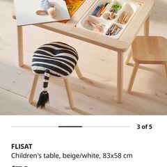 kids table and stools