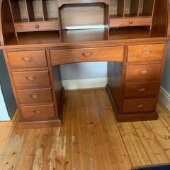 roller desk