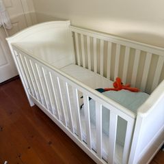 Mamas and Papas Flyn Cot Bed and Mattress -  Like New