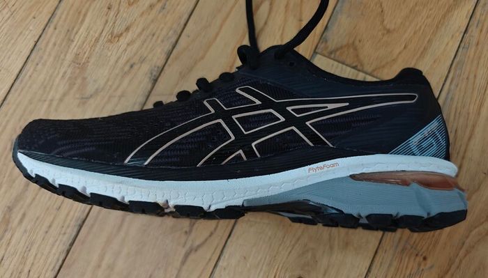 Asics GT-2000 8 Running shoes - UK Size 3