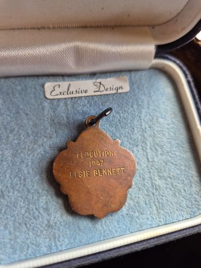 Elsie Bennett Elocution medal 1947 London Academy of Music and Dramatic Art