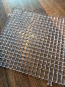 Stained glass cutting mat waffle grid