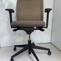 Brown office chair