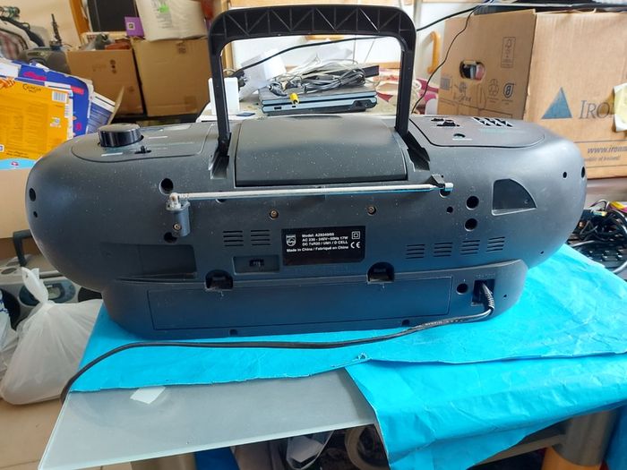 Philips AZ8349 Boombox Stereo Radio Twin Tape Decks CD Player Ghetto Blaster, in very good condition