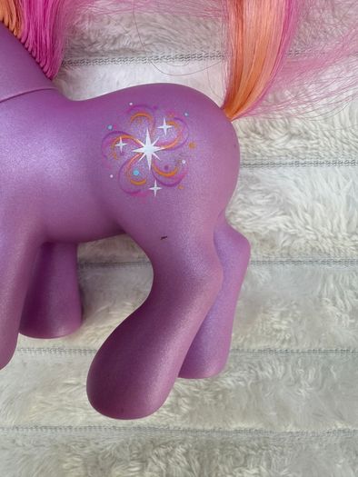 Vintage My Little Pony Twinkle Twirl Purple Stars Hasbro 2004 G3 Used Please see pictures