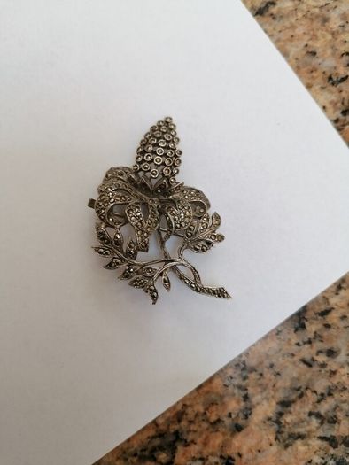 Broach Marcasite Vintage Flower Bouquet