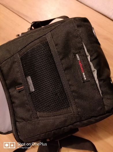 Lowepro Apex 140 AW Camera Bag