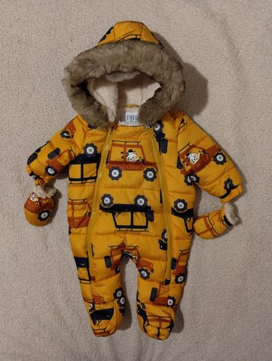 Waterproof Warm Fleece lined hooded SnowSuit & Mitten set