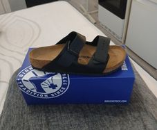 Birkenstock Arizona Sandals Black Size 6 Brand New