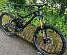 Mondraker Dune Carbon R