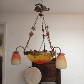 Art Deco Ceiling centrepiece light with original shades
