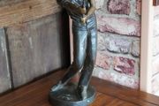 Bronze Golfer Statue