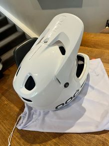Mountain bike helmet. Coran Air Poc Spin.