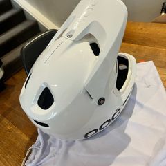 Mountain bike helmet. Coran Air Poc Spin.