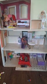 Rainbow High Doll House