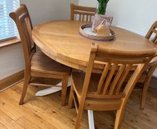 Round Kitchen Table