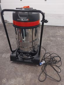 Gutter vacuum