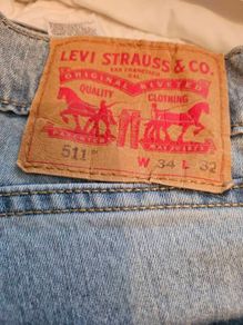 Levis