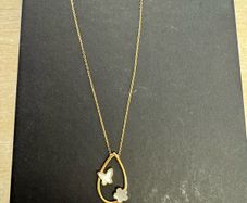 18 karat gold necklace
