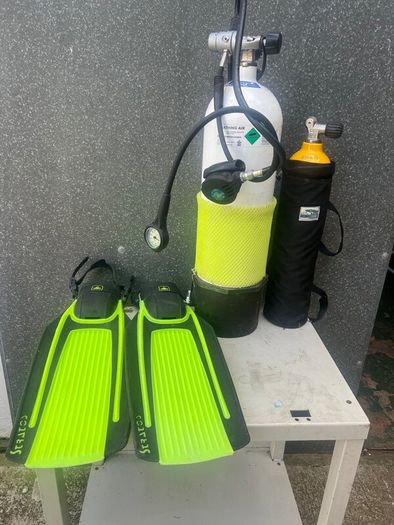 Diving gear