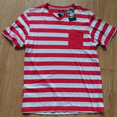 White/Red Top   Size M