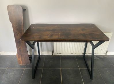 gaming desk