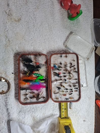 Vintage Hardy Neroda Fly Box with 75 flies