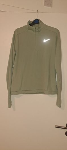 Nike Top