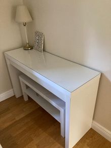 console table