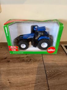 Model Newholland Tractor