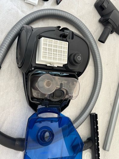 Vacuum Cleaner