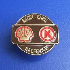 SHELL OIL - CIRCLE K (forecourt convenience stores) - a promotional pin badge