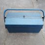 Vintage toolbox. Heavy pressed steel box. Cantilevered. Image 10