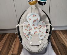 4 Moms Mamaroo
