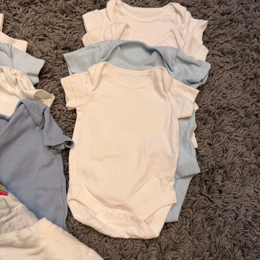Bundle of 13 short sleeve baby bodysuits