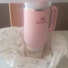 New Pink Stanley Flowstate Tumbler 40z