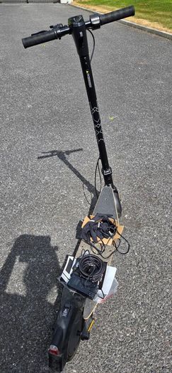 Electric scooter