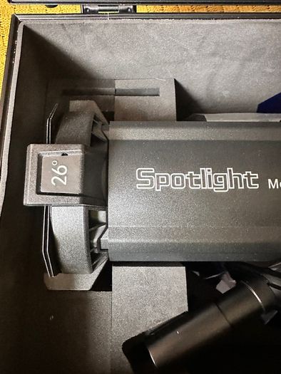 Aputure spotlight